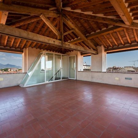 Nella Torre Del Poschi Penthouse With Roof Terrace Apartman Pisa Kültér fotó